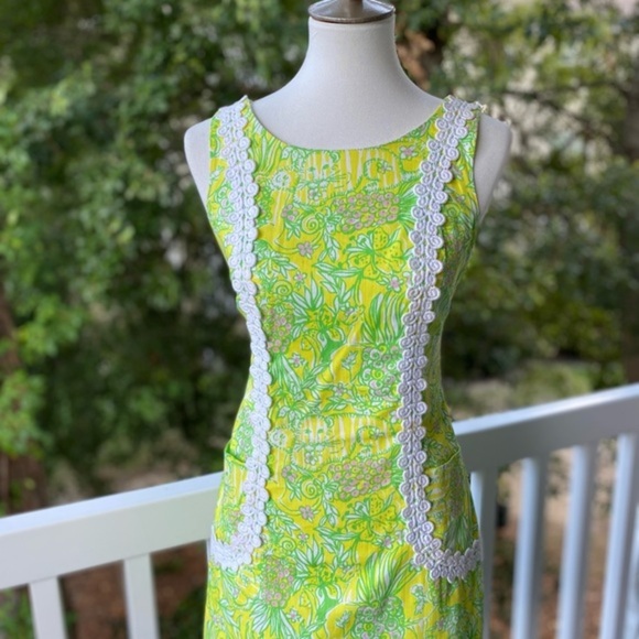 Lilly Pulitzer McFarland Shift Dress | Size 2 - Picture 5 of 13